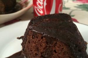 Imagem da receita que você também irá gostar: Bolo de chocolate com Coca Cola