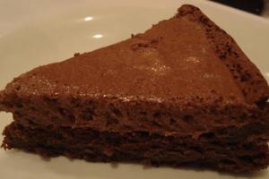Imagem da receita que você também irá gostar: Bolo de Chocolate - Simples